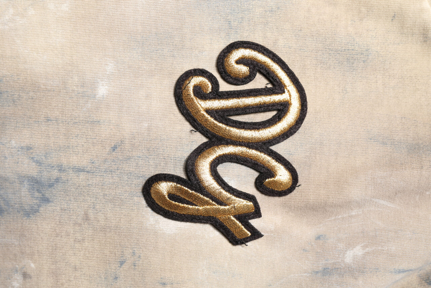 تي شيرت دولتشي آند غابانا بيج مصبوغ بتطريز DG قصير