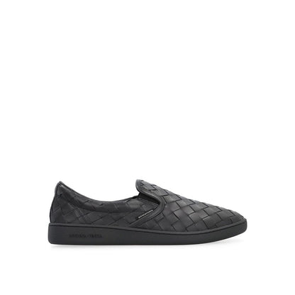 Bottega Veneta Black Calfskin Low Top Sneakers
