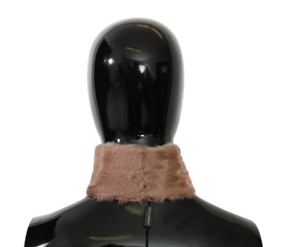 وشاح من جلد الحملان بياقة من الفرو البيج من دولتشي آند غابانا