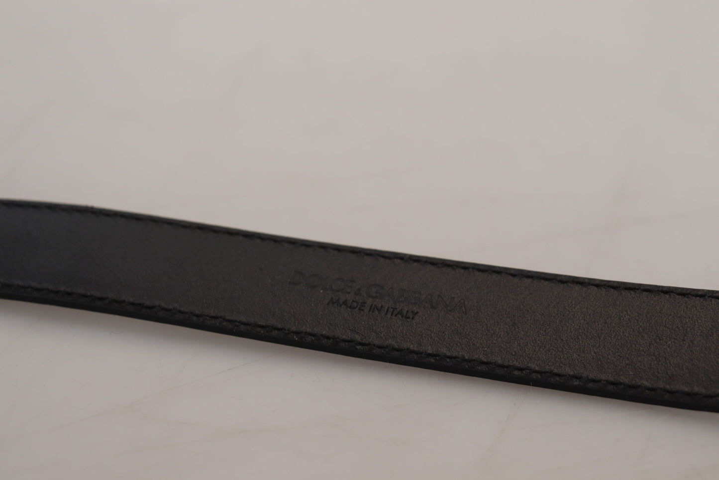 حزام دولتشي آند غابانا أزرق من الجلد مع مشبك معدني فضي عتيق