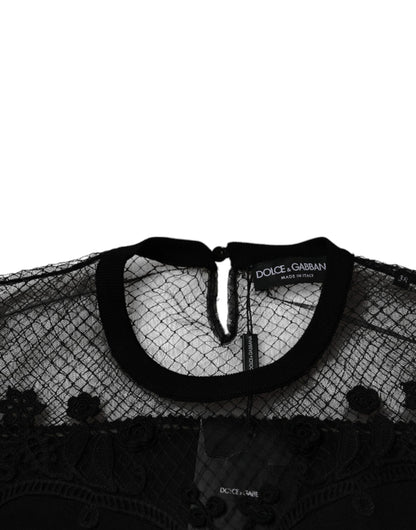 بلوزة دولتشي آند غابانا سوداء بأكمام قصيرة من الدانتيل المزهر