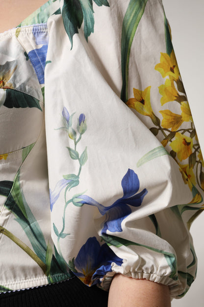 بلوزة دولتشي آند غابانا القصيرة بأكمام منتفخة وطبعة زهور باللون الأبيض