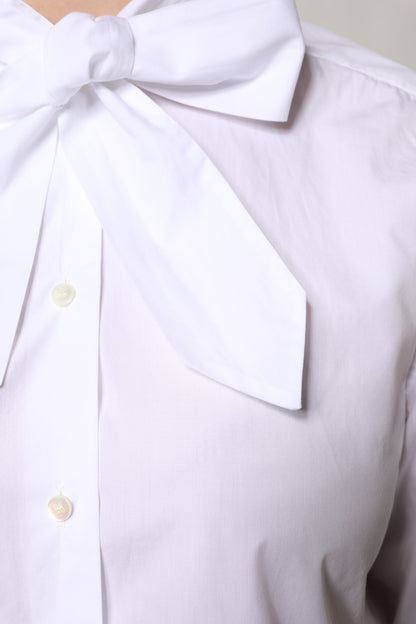 بلوزة دولتشي آند غابانا بيضاء بأكمام طويلة وياقة أسكوت