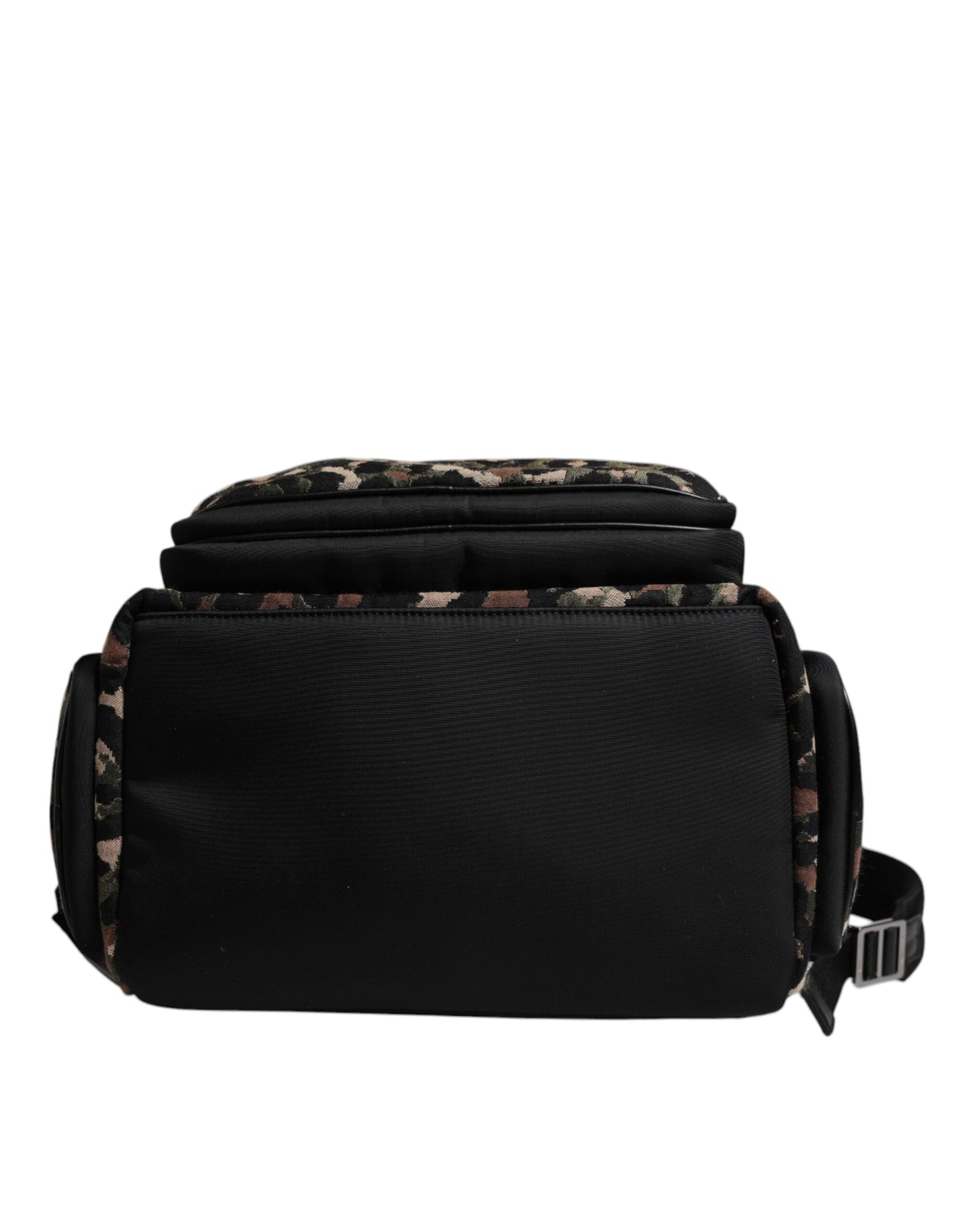 حقيبة ظهر رجالية من دولتشي آند غابانا بطبعة جلد النمر متعددة الألوان ولوحة شعار DG