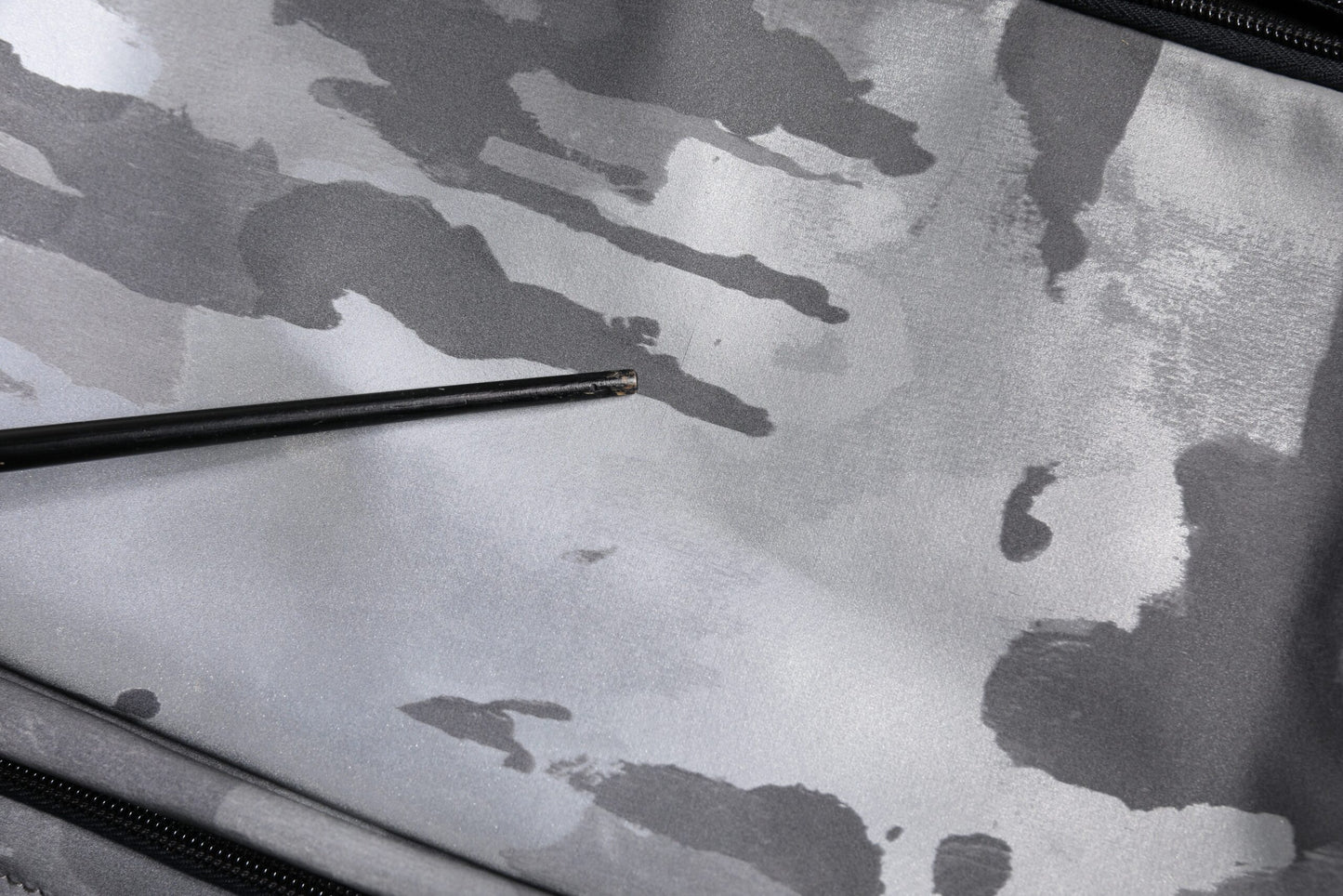 حقيبة دولتشي آند غابانا رمادية من القطن المموه متعددة الأقسام