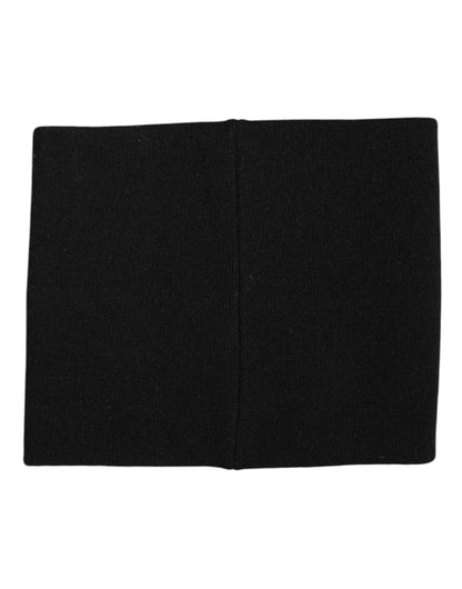 وشاح محبوك للرقبة مطبوع عليه شعار دولتشي آند غابانا باللونين الأسود والأبيض