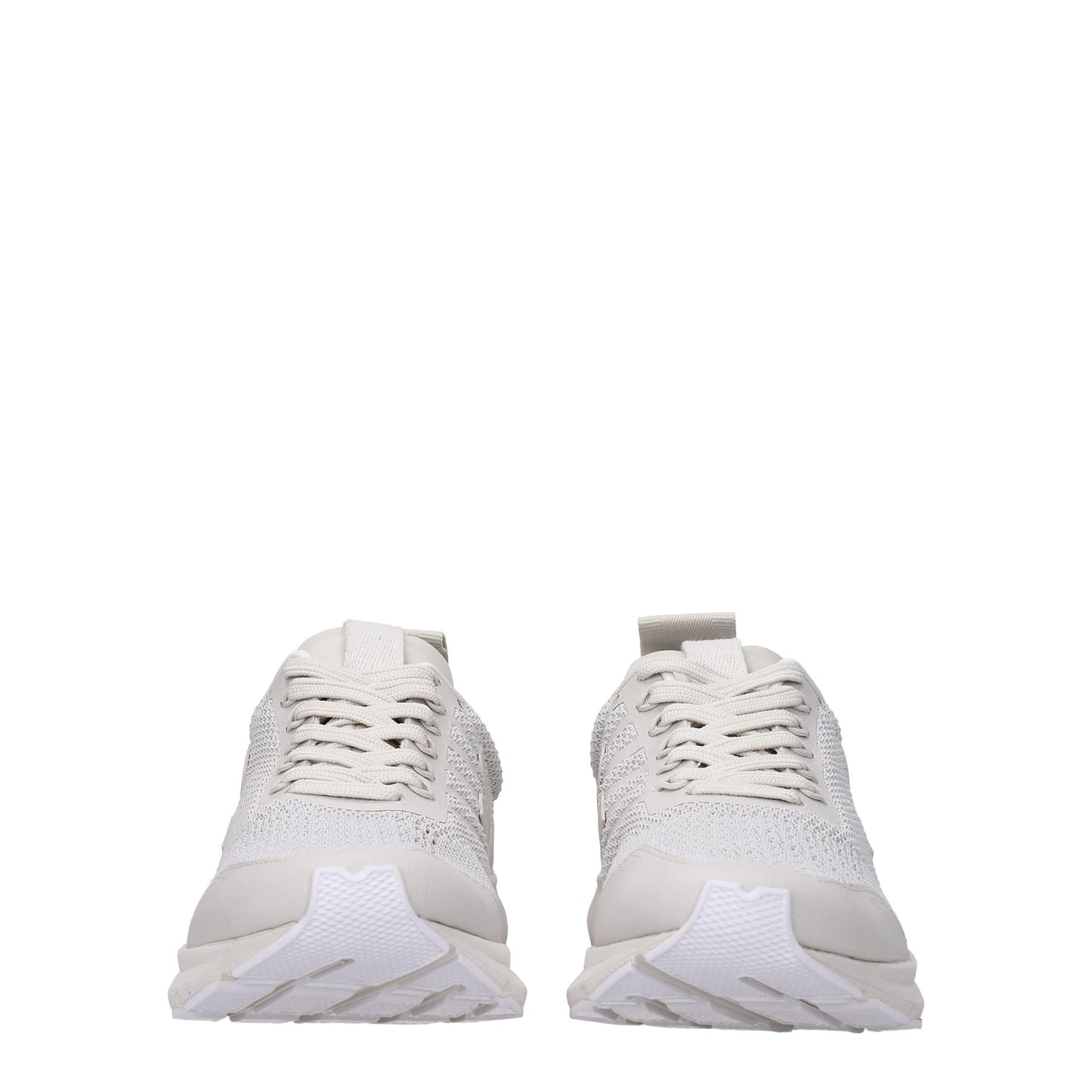 حذاء رياضي فيجا رمادي اللون من القماش