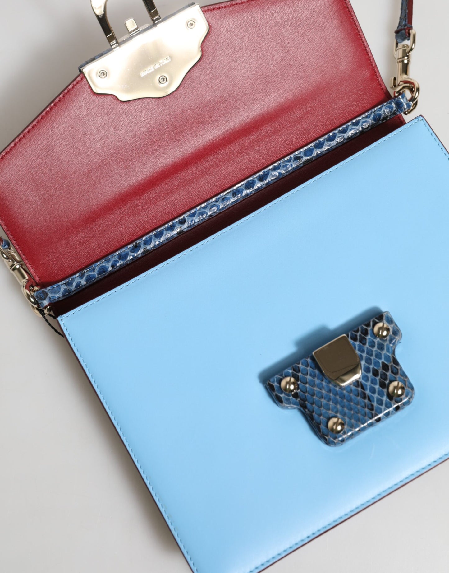 حقيبة كروس بودي LUCIA من دولتشي آند غابانا باللون الأزرق والبيج من الجلد الاستوائي