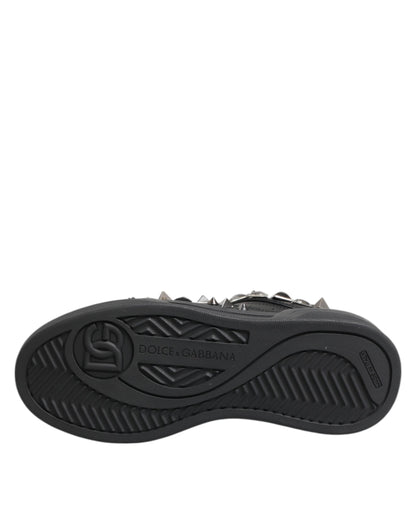 حذاء سنيكرز دولتشي آند غابانا أسود من الجلد مرصع بالمسامير، منخفض الرقبة