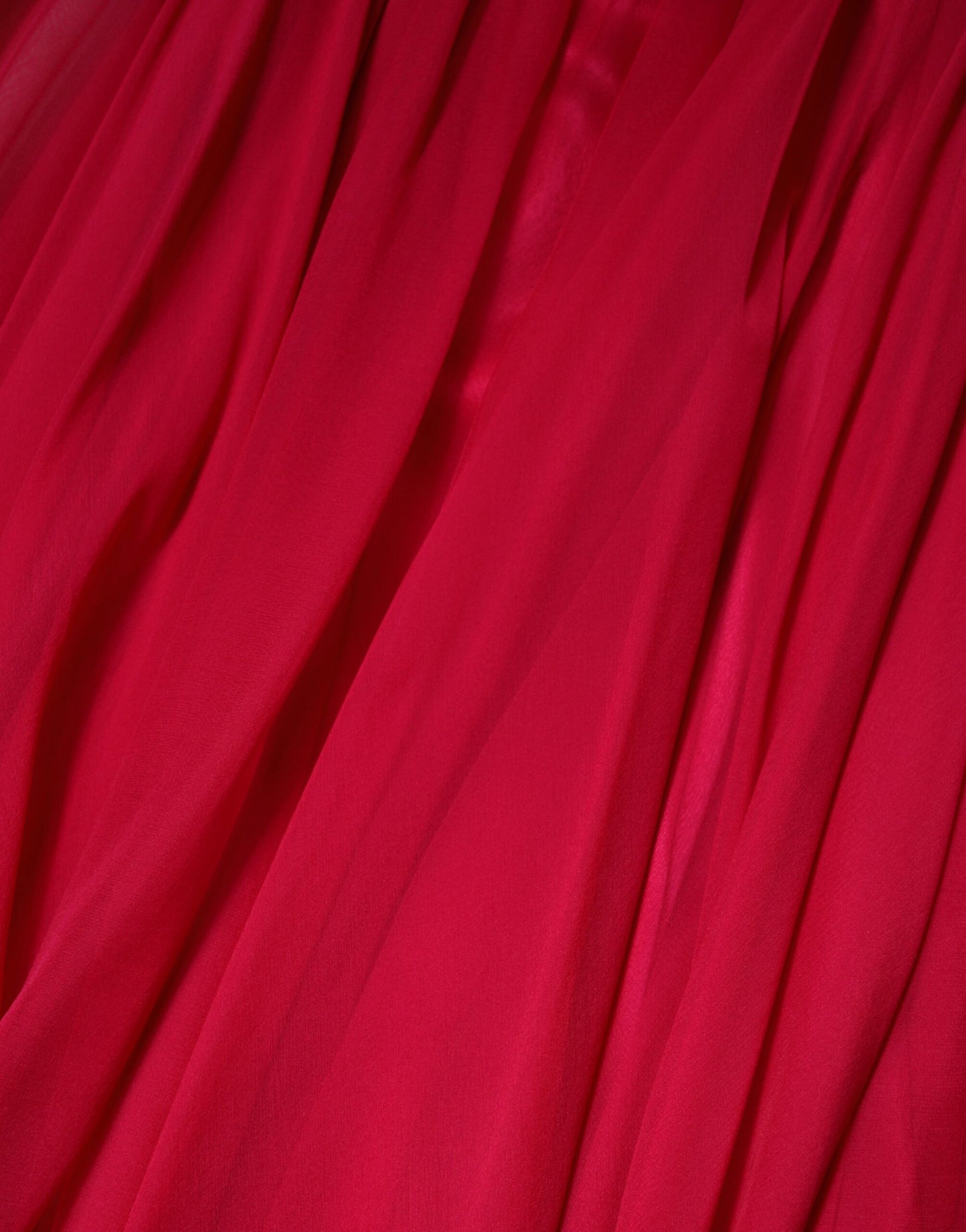 فستان دولتشي آند غابانا الوردي المزين بالحرير متوسط ​​الطول